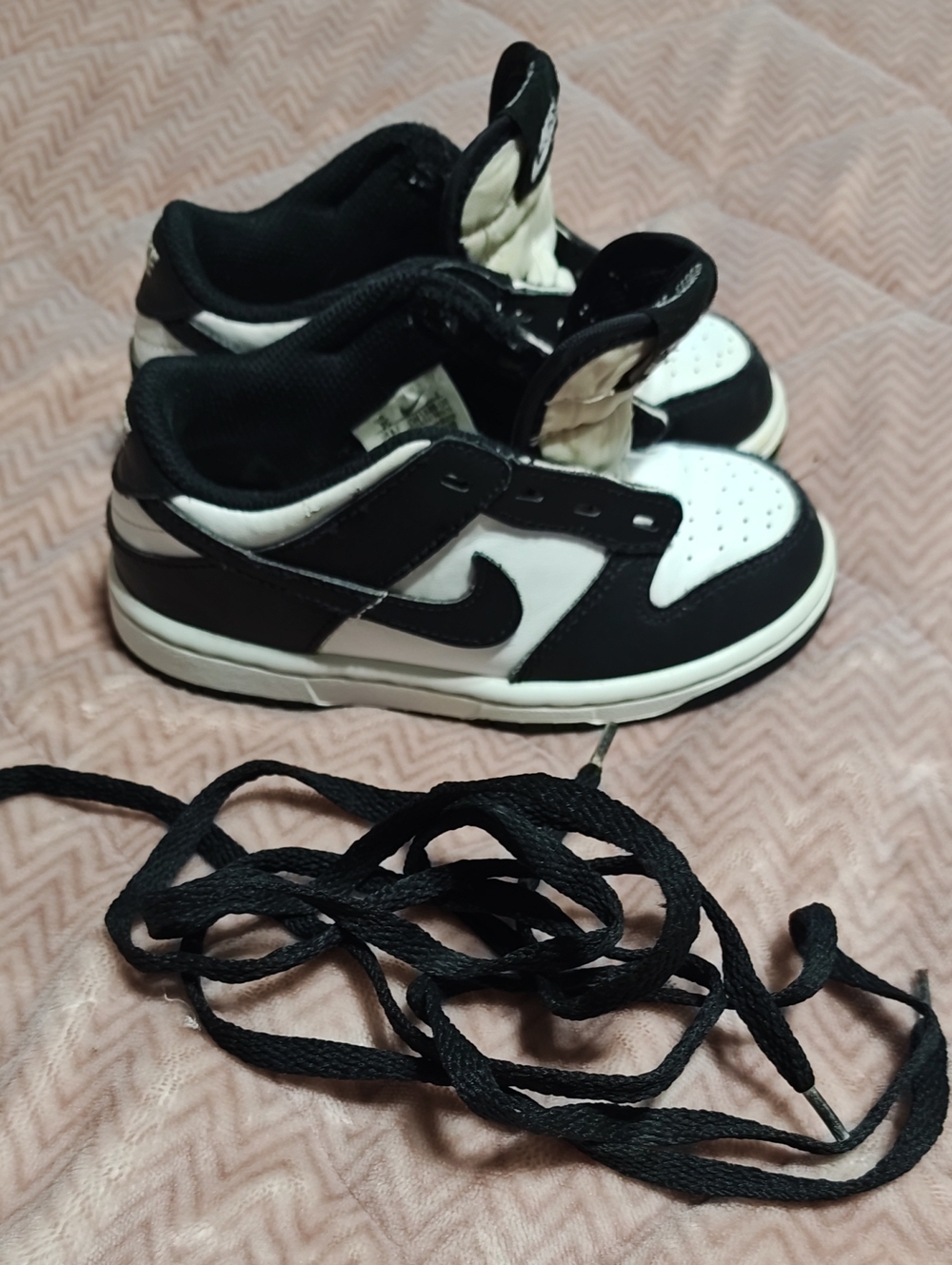 Nike Kids Black and White Low-Top Sneakers